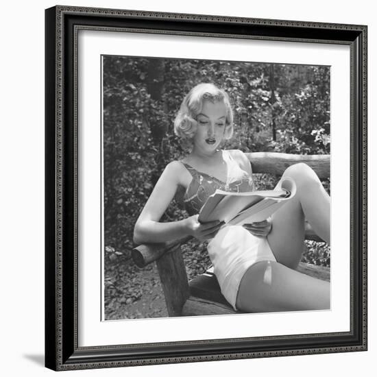 Marilyn Monroe in California-Ed Clark-Framed Photographic Print