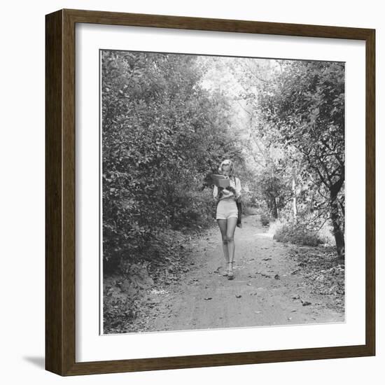 Marilyn Monroe in California-Ed Clark-Framed Photographic Print