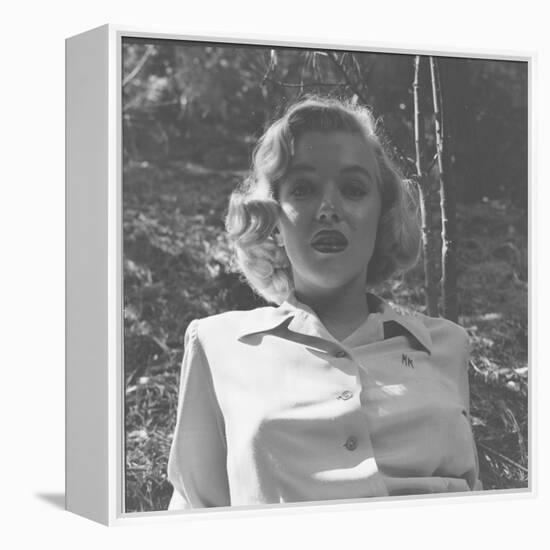 Marilyn Monroe in California-Ed Clark-Framed Premier Image Canvas