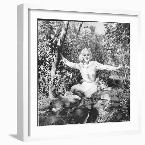 Marilyn Monroe in California-Ed Clark-Framed Premium Photographic Print