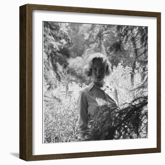 Marilyn Monroe in California-Ed Clark-Framed Photographic Print