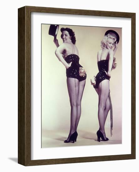 Marilyn Monroe, Jane Russell "Gentlemen Prefer Blondes" 1953, Directed by Howard Hawks-null-Framed Photographic Print