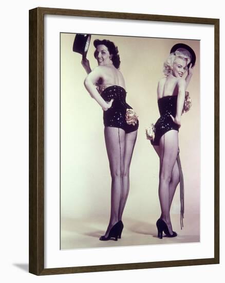 Marilyn Monroe, Jane Russell "Gentlemen Prefer Blondes" 1953, Directed by Howard Hawks-null-Framed Photographic Print