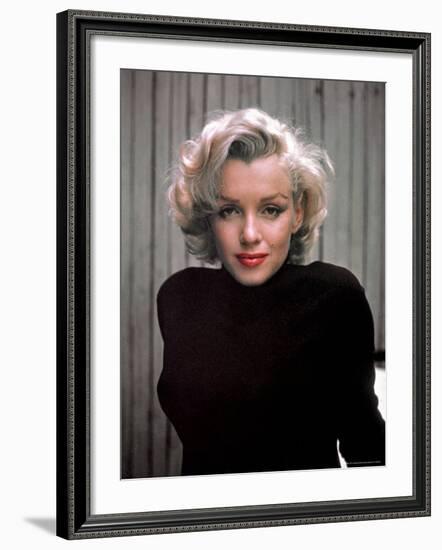 Marilyn Monroe on Patio Outside of Her Home-Alfred Eisenstaedt-Framed Premium Photographic Print