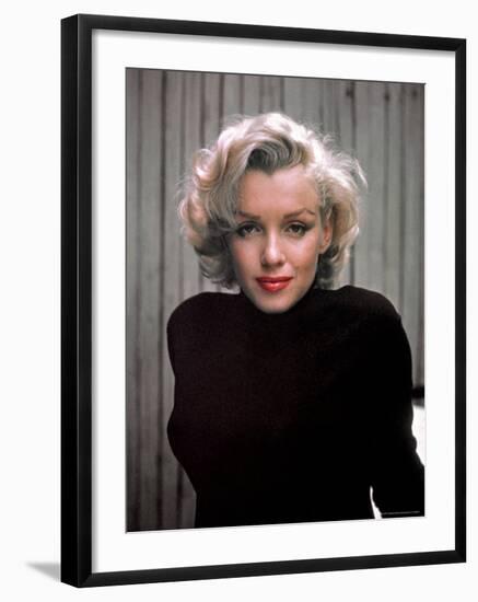 Marilyn Monroe on Patio Outside of Her Home-Alfred Eisenstaedt-Framed Premium Photographic Print