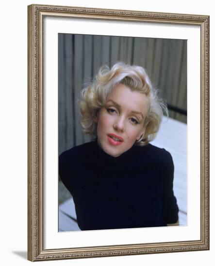 Marilyn Monroe on Patio Outside of Her Home-Alfred Eisenstaedt-Framed Premium Photographic Print