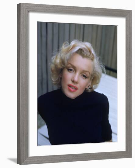 Marilyn Monroe on Patio Outside of Her Home-Alfred Eisenstaedt-Framed Premium Photographic Print