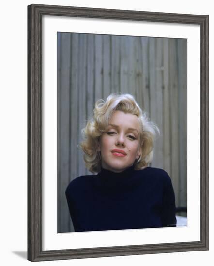 Marilyn Monroe on Patio Outside of Her Home-Alfred Eisenstaedt-Framed Premium Photographic Print