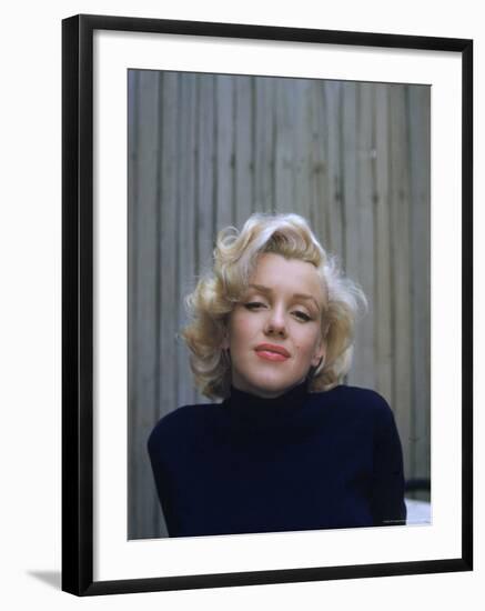 Marilyn Monroe on Patio Outside of Her Home-Alfred Eisenstaedt-Framed Premium Photographic Print