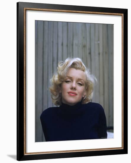 Marilyn Monroe on Patio Outside of Her Home-Alfred Eisenstaedt-Framed Premium Photographic Print