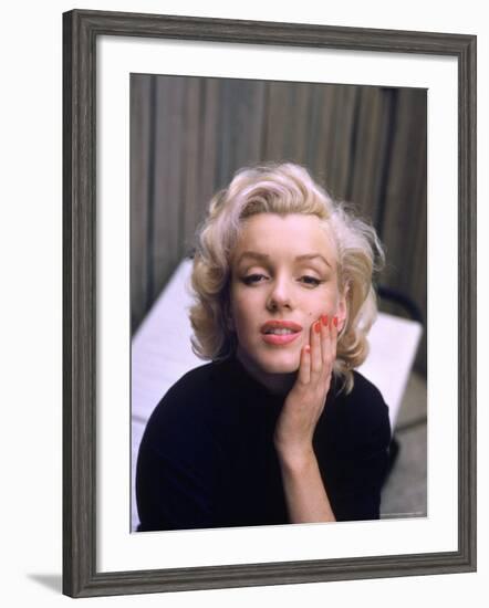 Marilyn Monroe on Patio Outside of Her Home-Alfred Eisenstaedt-Framed Premium Photographic Print