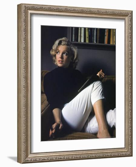 Marilyn Monroe Relaxing at Home-Alfred Eisenstaedt-Framed Premium Photographic Print