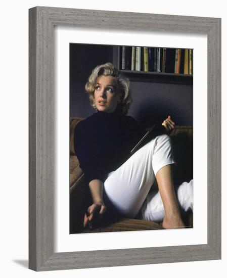 Marilyn Monroe Relaxing at Home-Alfred Eisenstaedt-Framed Premium Photographic Print