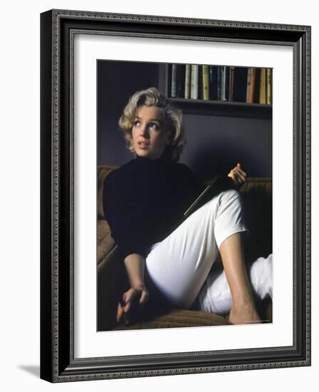 Marilyn Monroe Relaxing at Home-Alfred Eisenstaedt-Framed Premium Photographic Print