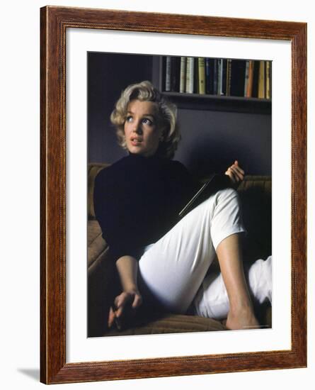 Marilyn Monroe Relaxing at Home-Alfred Eisenstaedt-Framed Premium Photographic Print