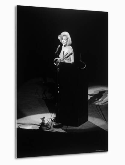 Marilyn Monroe Singing "Happy Birthday" at Democratic Rally for