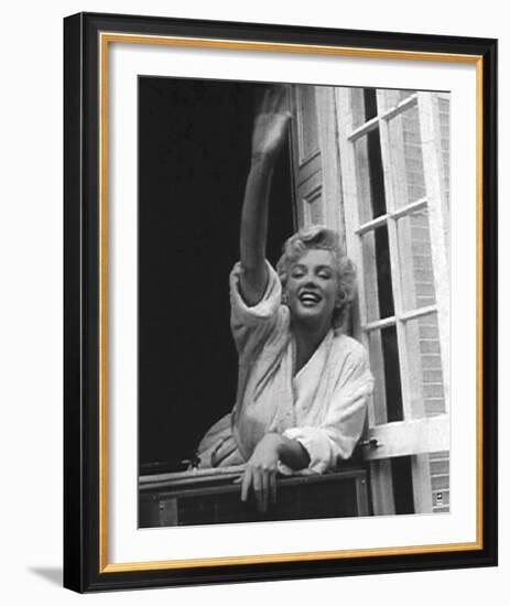 Marilyn Monroe V-British Pathe-Framed Art Print