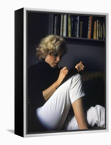 Marilyn Monroe Writing at Home-Alfred Eisenstaedt-Framed Premier Image Canvas