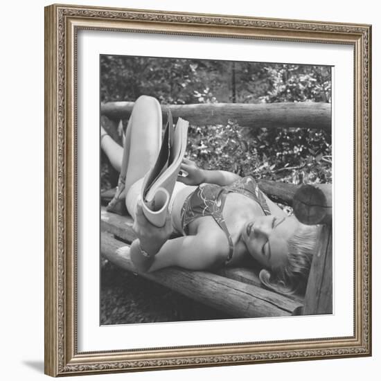 Marilyn Monroe-Ed Clark-Framed Premium Photographic Print