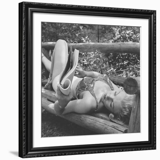 Marilyn Monroe-Ed Clark-Framed Premium Photographic Print