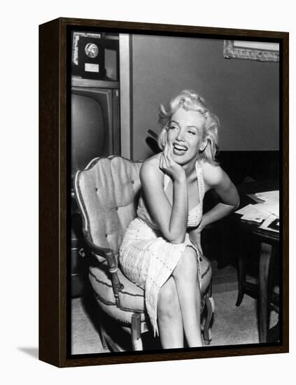 Marilyn Monroe-null-Framed Premier Image Canvas