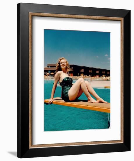Marilyn Monroe-null-Framed Premium Giclee Print