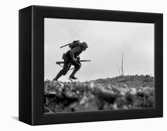 Marine Pfc. Paul E. Ison Runs Through Japanese Machine Gun Fire on Okinawa-null-Framed Stretched Canvas