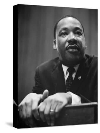 at Press Conference Jr Canvas Martin Luther King Art print POSTER