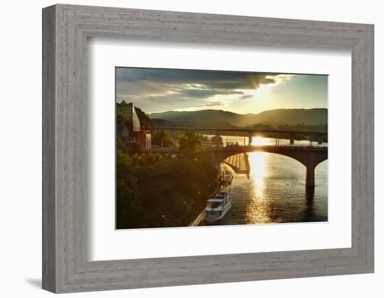 Market Street Bridge, Chattanooga, Tennessee, United States of America, North America-Richard Cummins-Framed Photographic Print