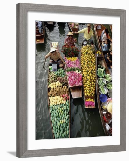 Market Traders in Boats Selling Fruit, Damnoen Saduak Floating Market, Bangkok, Thailand-Gavin Hellier-Framed Photographic Print