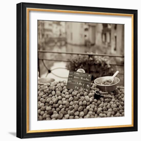 Marketplace #39-Alan Blaustein-Framed Photographic Print
