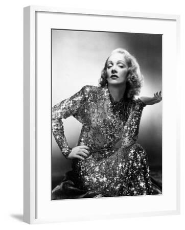 'Marlene Dietrich, 1948' Photographic Print | Art.com