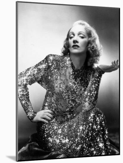 Marlene Dietrich, 1948-null-Mounted Photographic Print