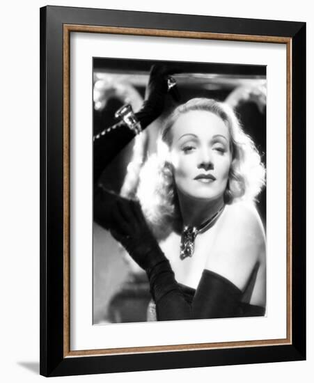 Marlene Dietrich, Ca. 1942-null-Framed Photo