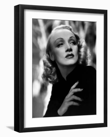 Marlene Dietrich, Early 1940s-null-Framed Photo