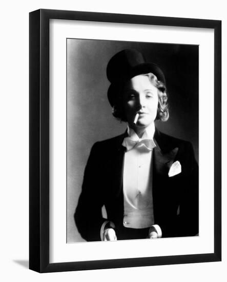 Marlene Dietrich, Portraitc.1930s-null-Framed Photo