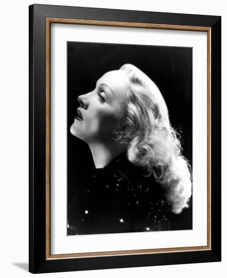 Marlene Dietrich-null-Framed Photo