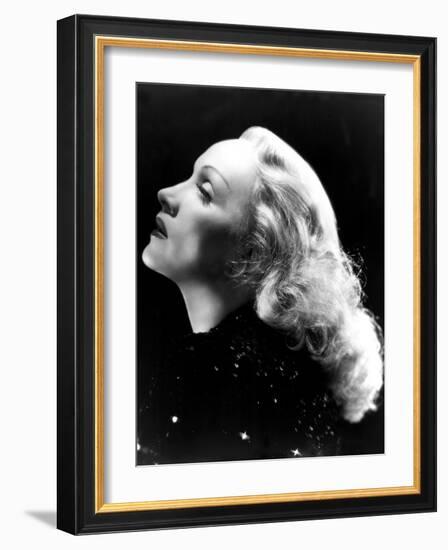 Marlene Dietrich-null-Framed Photo