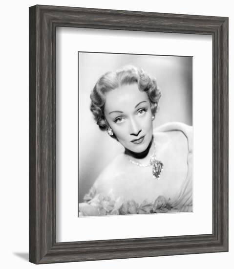 Marlene Dietrich-null-Framed Photo