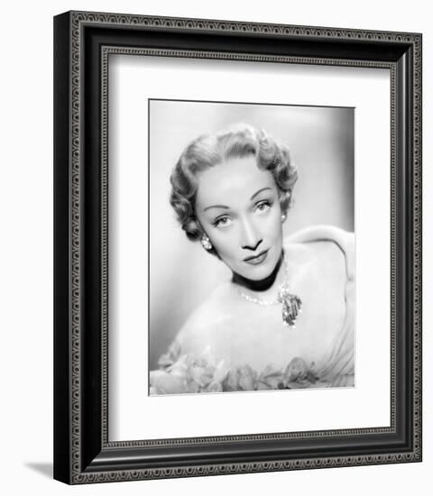 Marlene Dietrich-null-Framed Photo