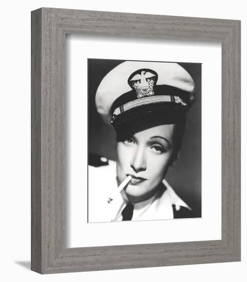 Marlene Dietrich-null-Framed Photo