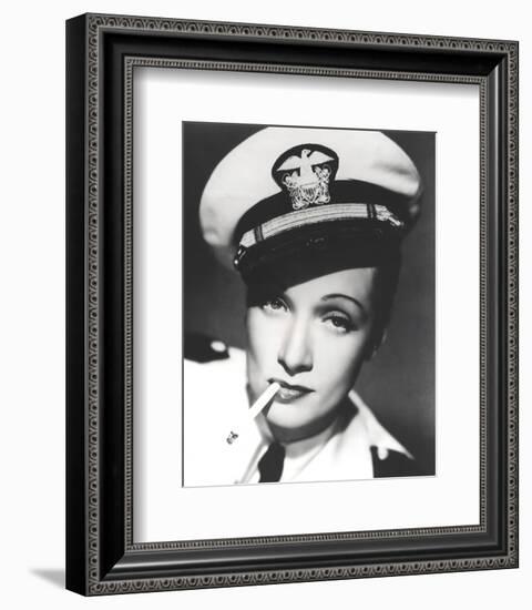 Marlene Dietrich-null-Framed Photo