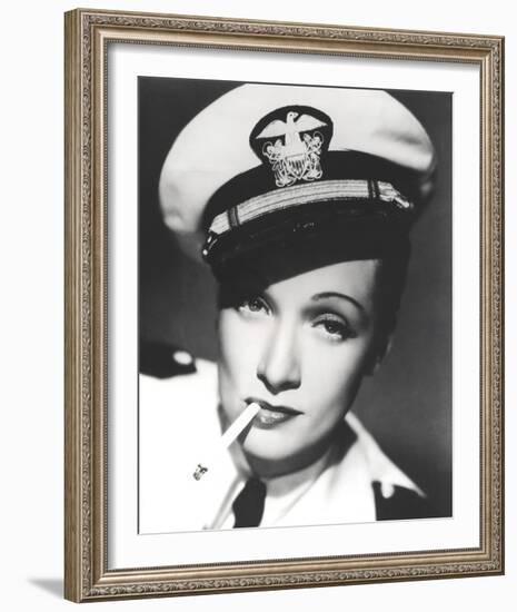 Marlene Dietrich-null-Framed Photo