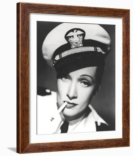 Marlene Dietrich-null-Framed Photo