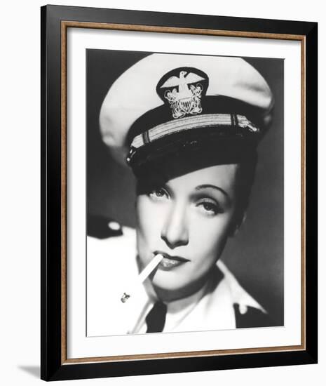 Marlene Dietrich-null-Framed Photo