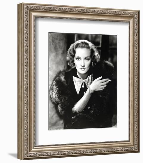 Marlene Dietrich-null-Framed Photo