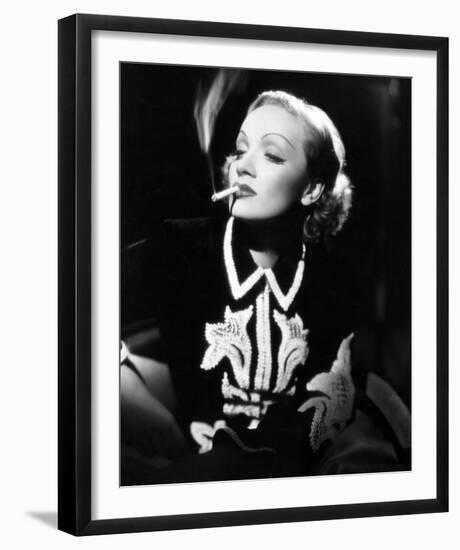 Marlene Dietrich-null-Framed Photo