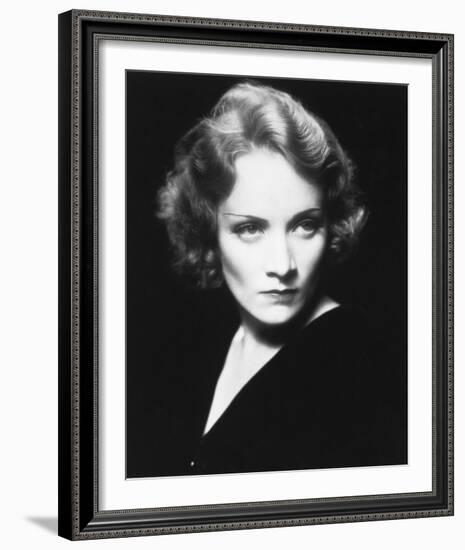 Marlene Dietrich-null-Framed Photo