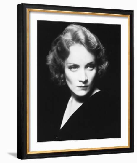 Marlene Dietrich-null-Framed Photo