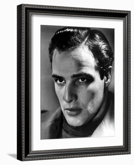 Marlon Brando, 1950s-null-Framed Photo